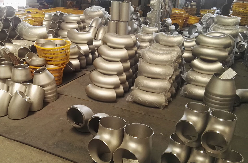 Mga Pipe Fitting at Flanges